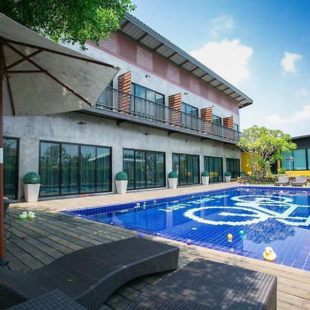 The Bike Loft Family Hostel Huahin Kültér fotó