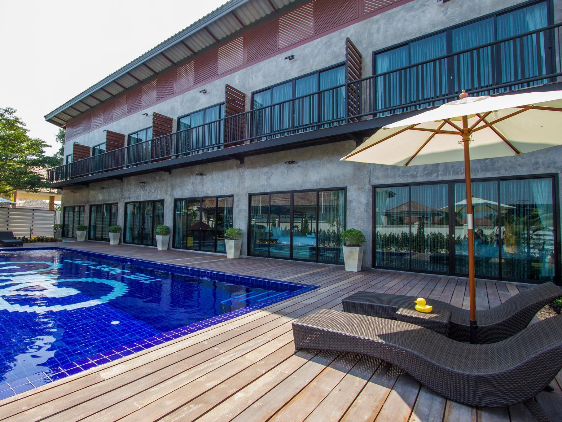 The Bike Loft Family Hostel Huahin Kültér fotó