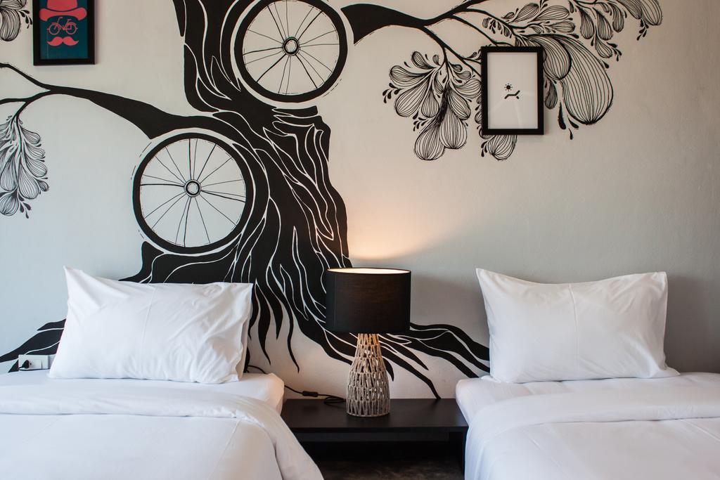 The Bike Loft Family Hostel Huahin Kültér fotó