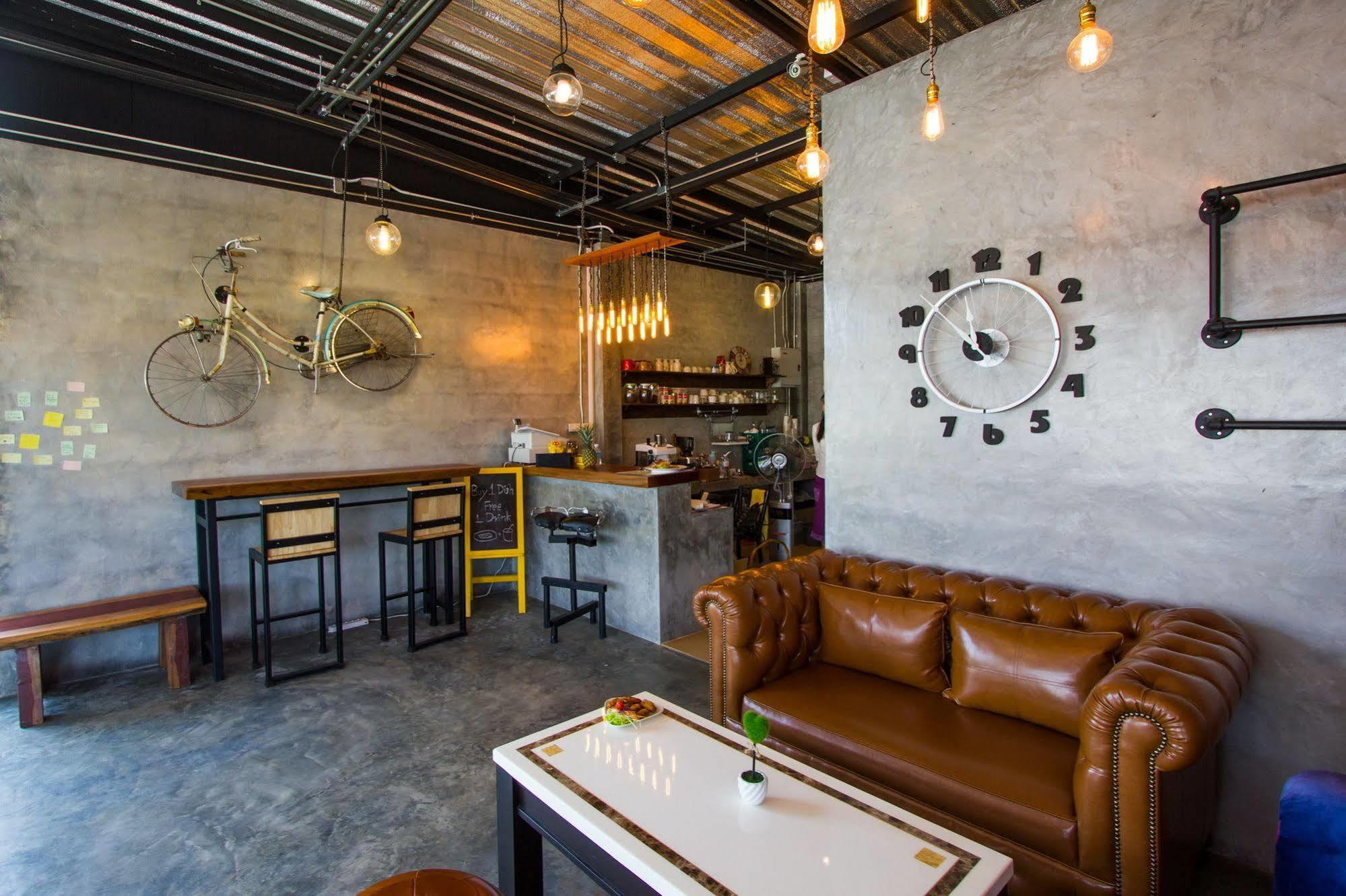 The Bike Loft Family Hostel Huahin Kültér fotó